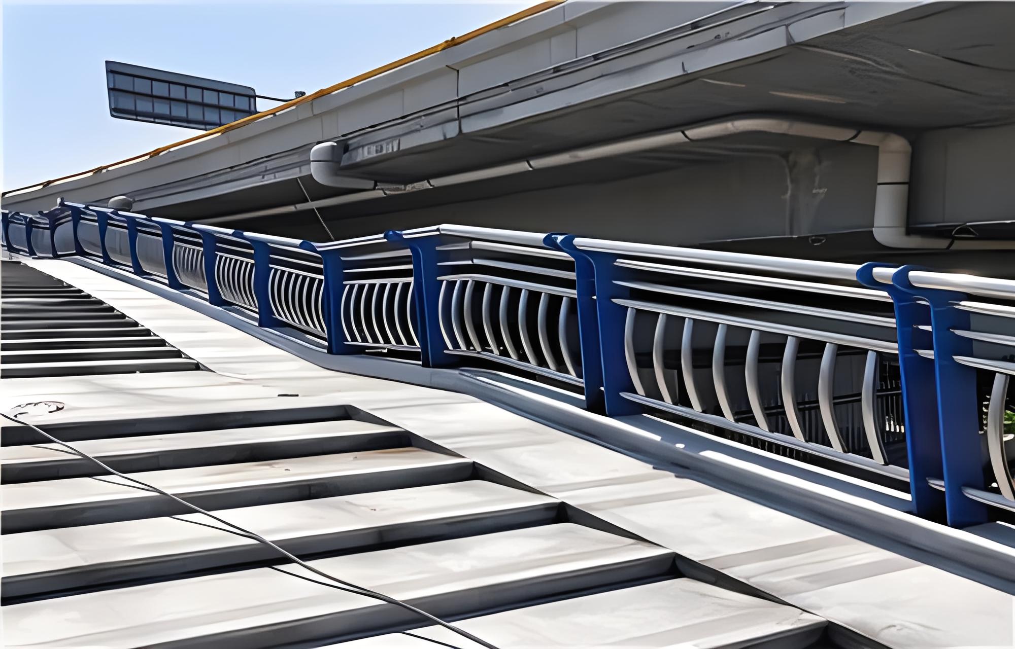 襄阳不锈钢桥梁护栏维护方案：确保安全，延长使用寿命
